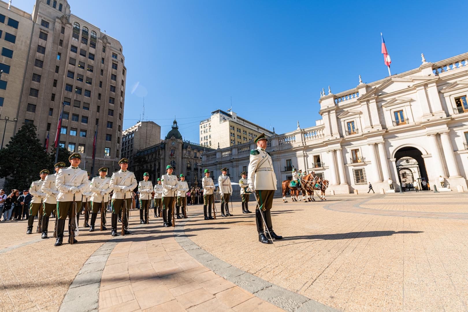 Changing of the guard at La Moneda